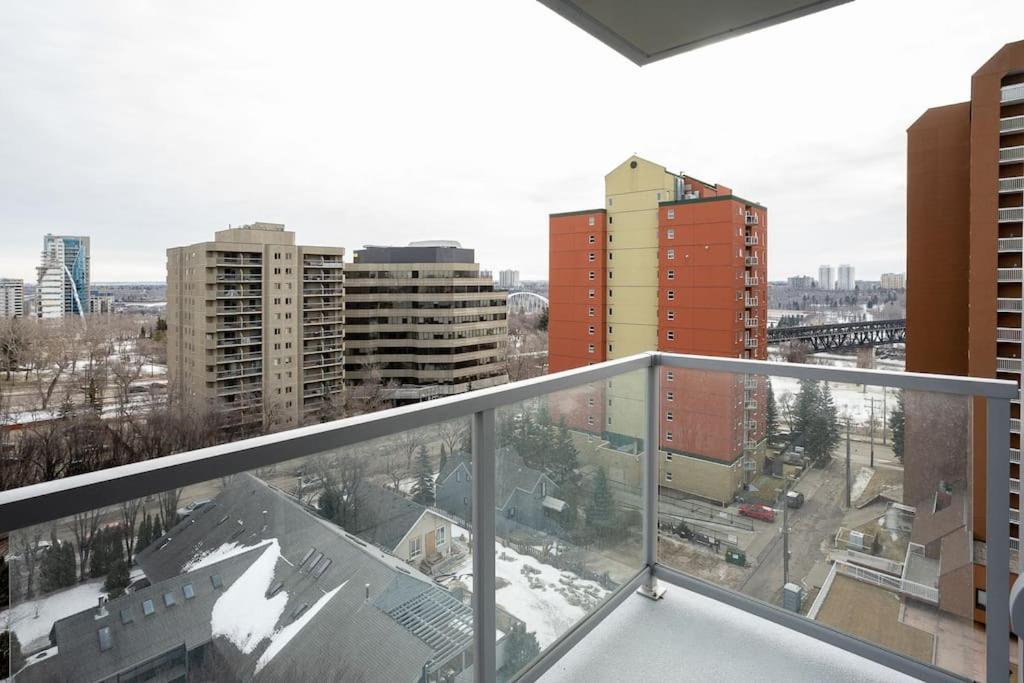 Hendrix Luxury Apartments By Corporate Stays Edmonton Luaran gambar