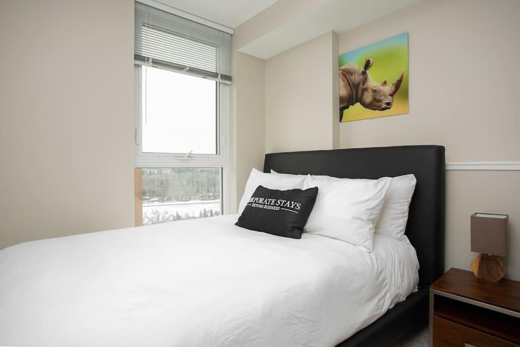 Hendrix Luxury Apartments By Corporate Stays Edmonton Luaran gambar